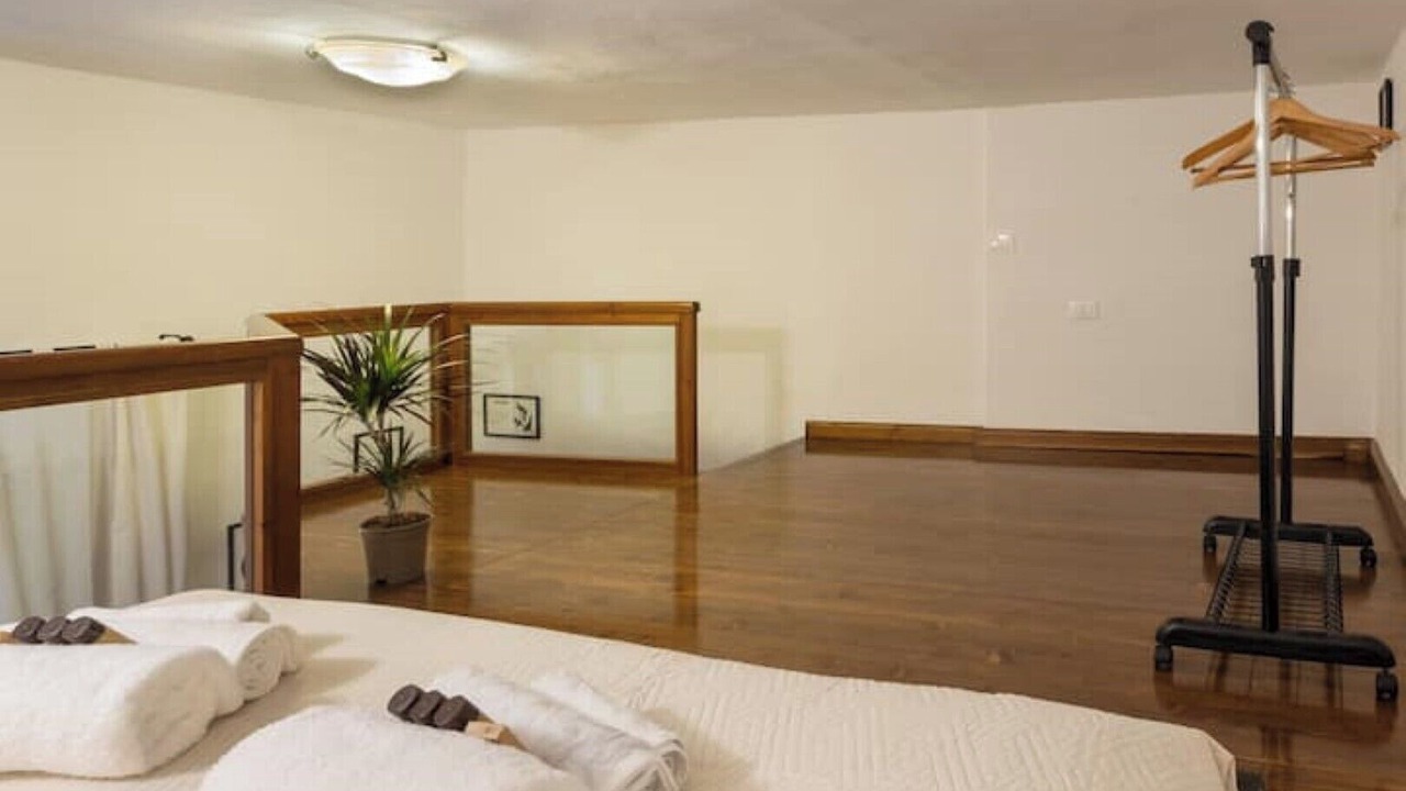Photo of Bedroom in Historic Castle District