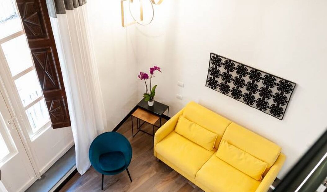 Photo of Livingroom in Historic Castle District
