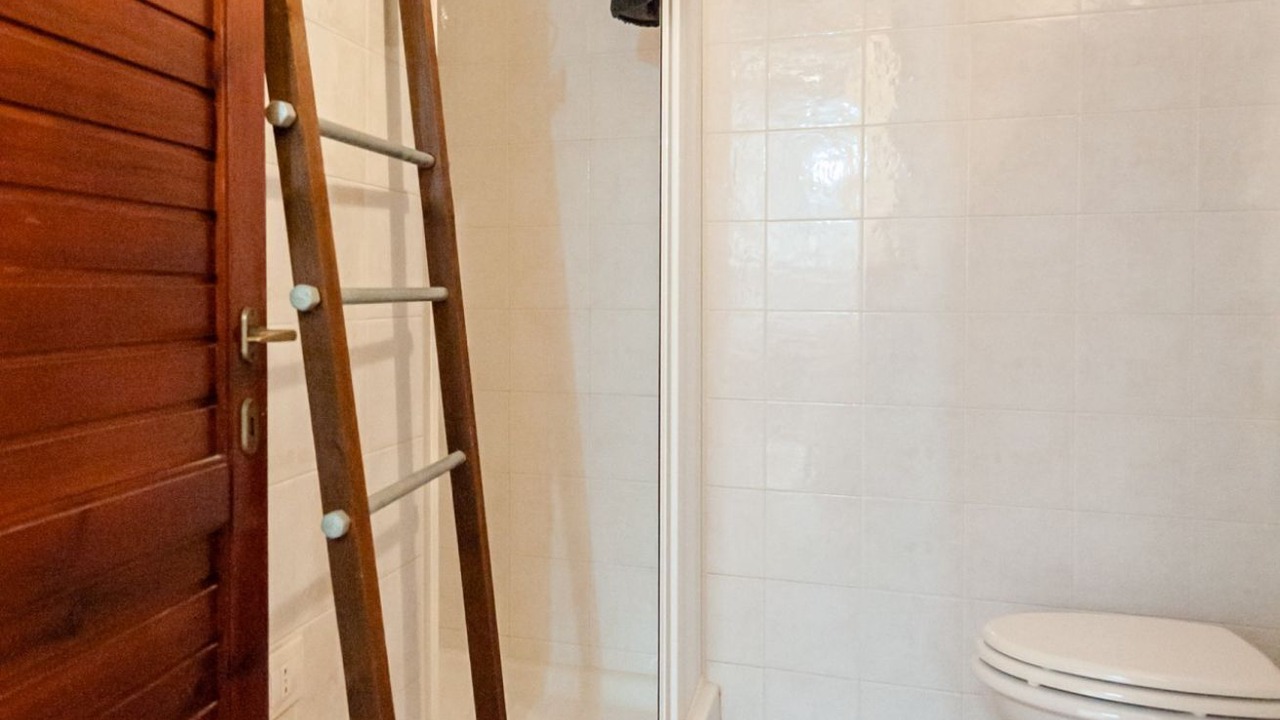 Photo of Bathroom in Geremeas