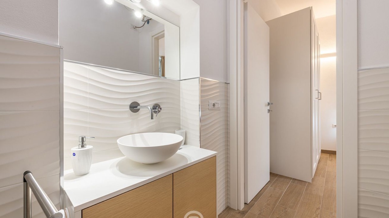 Photo of Bathroom in Oristano Historic Centre