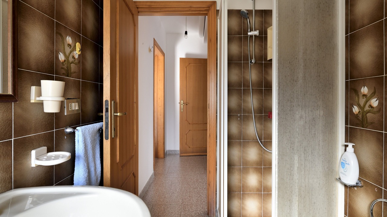 Photo of Bathroom in Cala Gonone