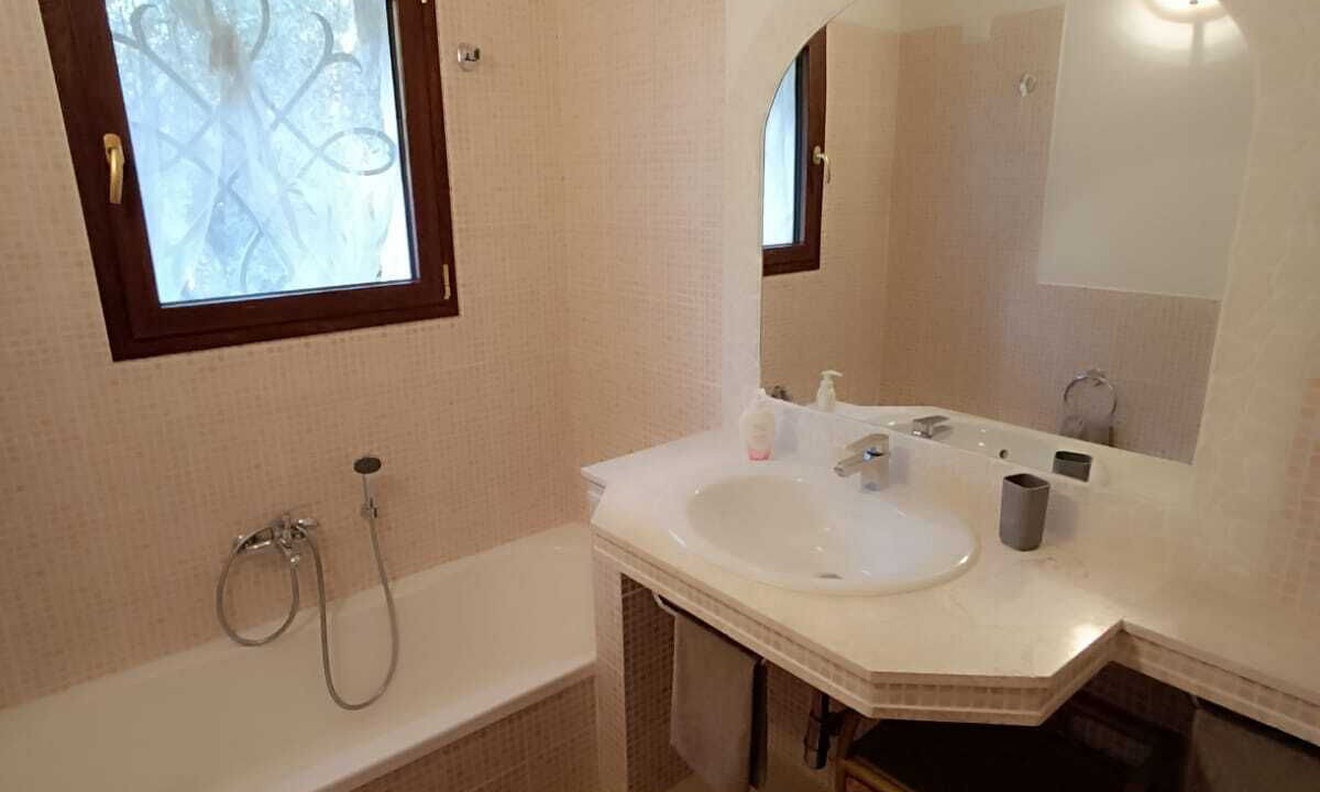 Photo of Bathroom in Porto Istana