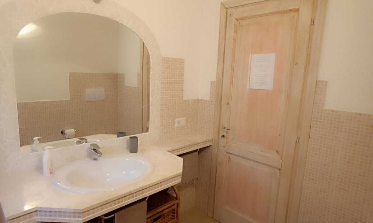 Photo of Bathroom in Porto Istana