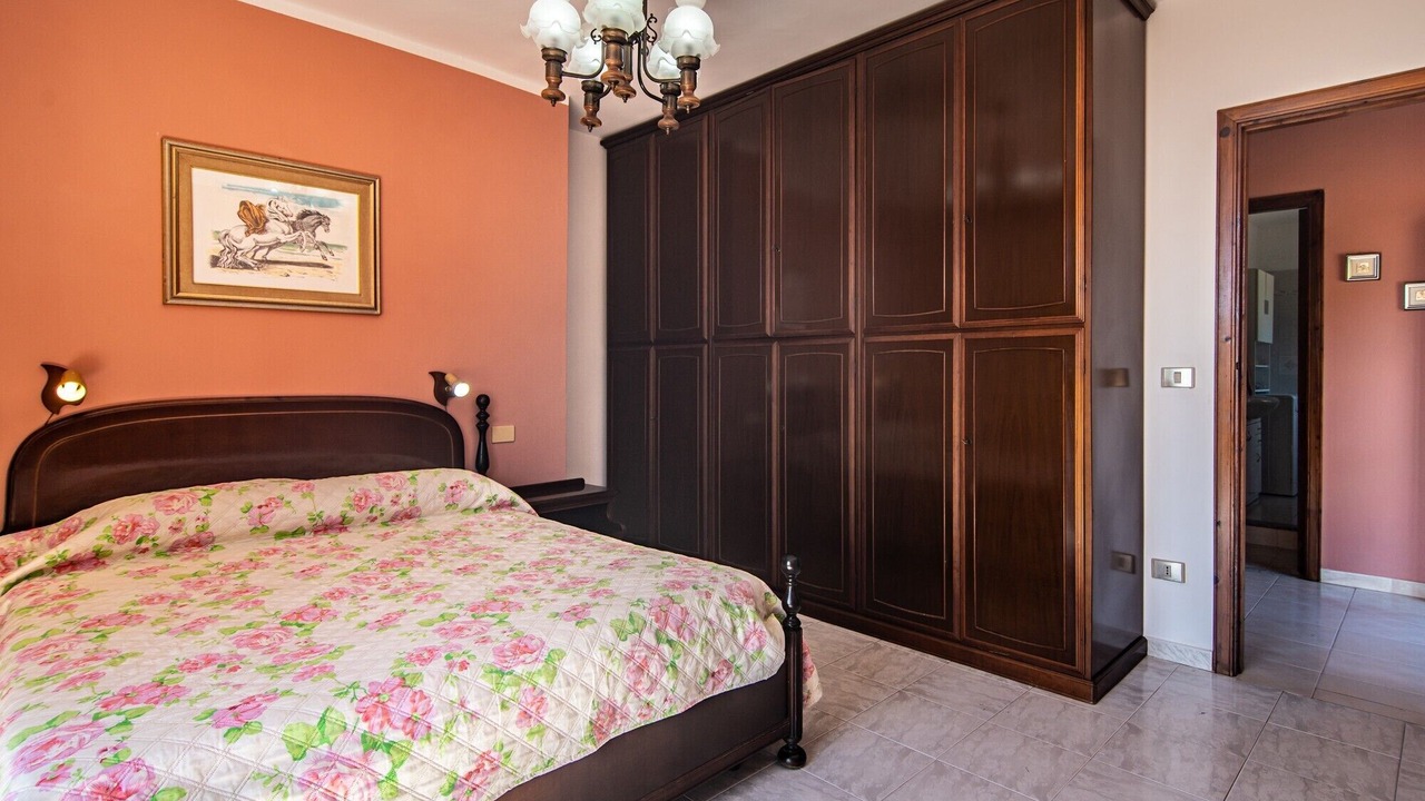 Photo of Bedroom in Iglesias Historic Centre