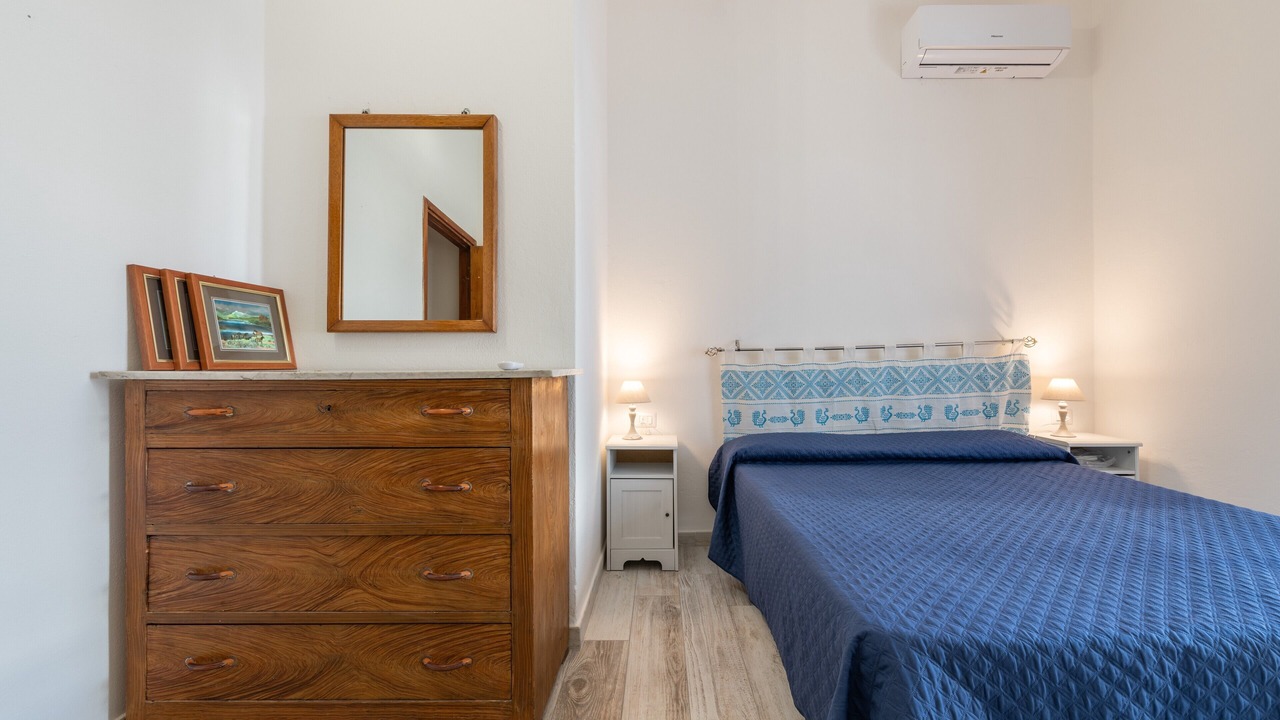 Photo of Bedroom in Calasetta