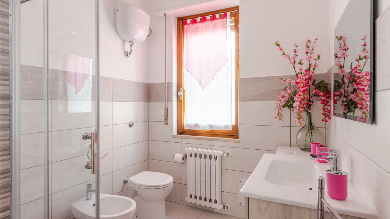 Photo of Bathroom in Oristano Historic Centre