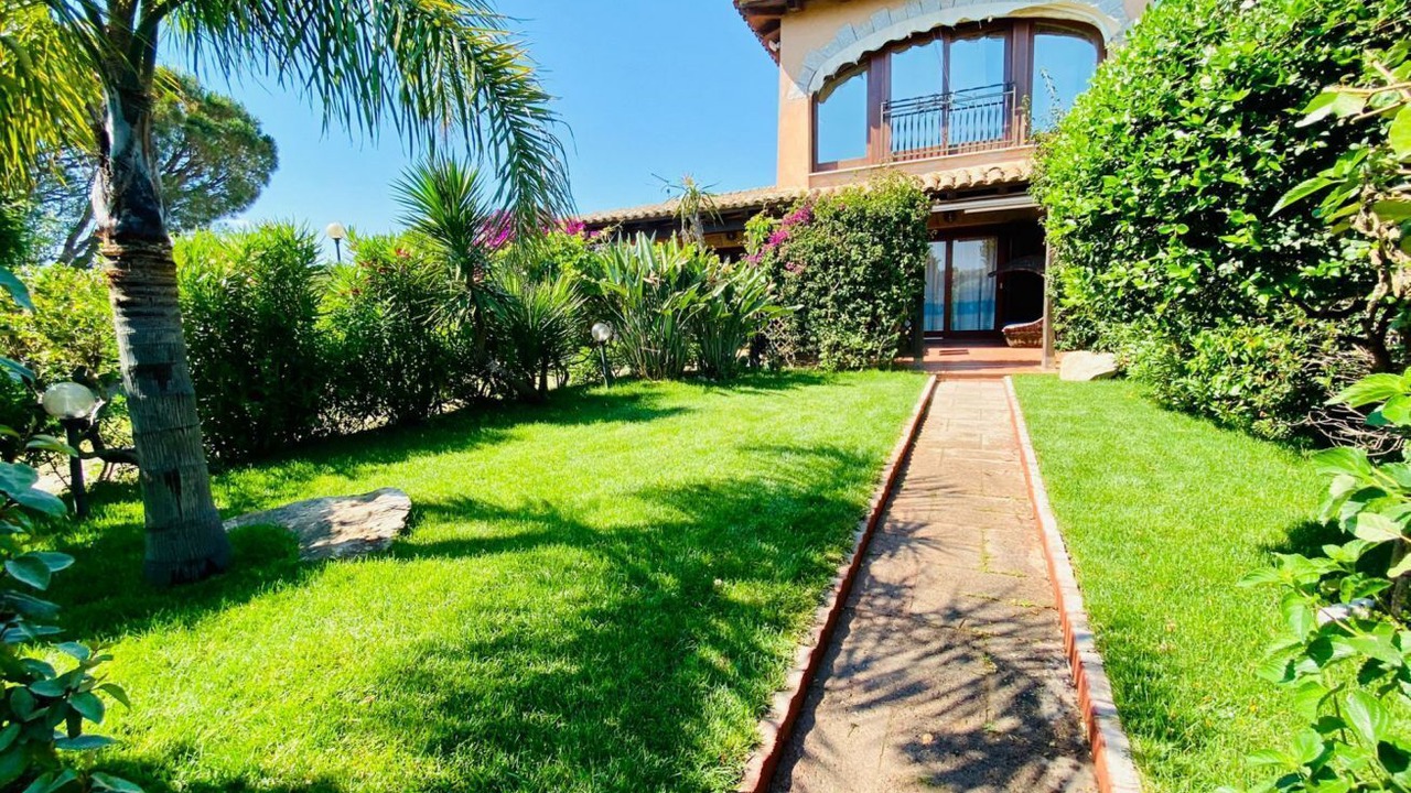 Photo of Outdoor in San Teodoro City Centre