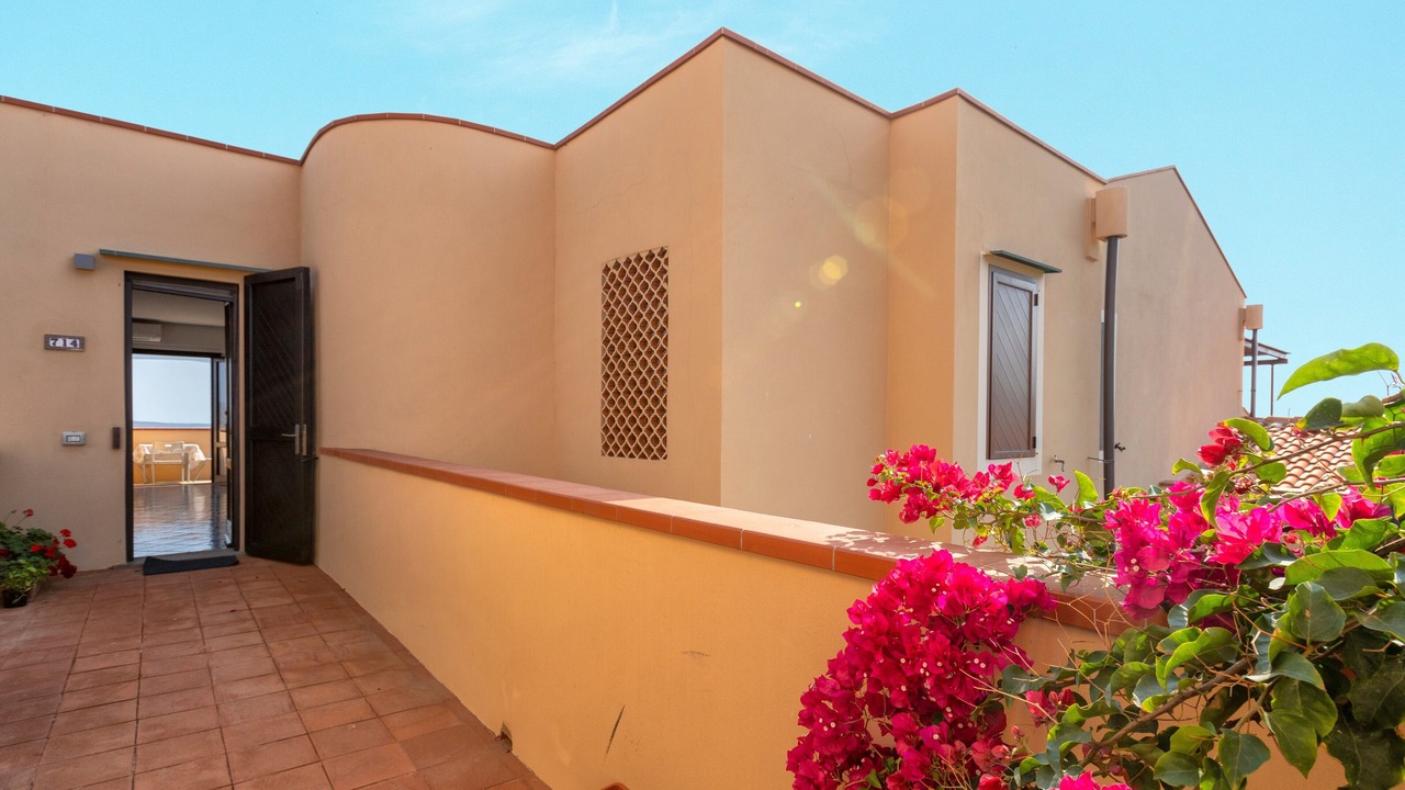 Photo of Outdoor in La Pelosa