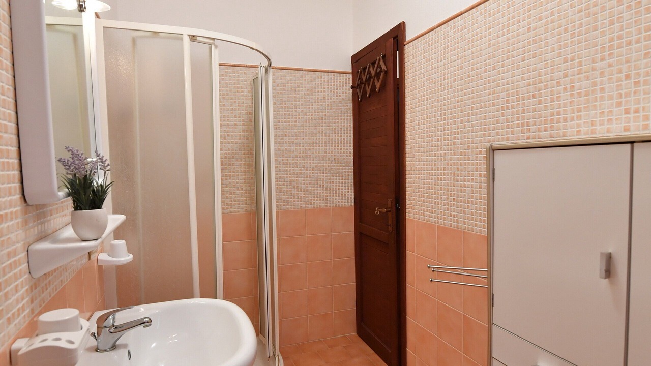 Photo of Bathroom in Narbolia
