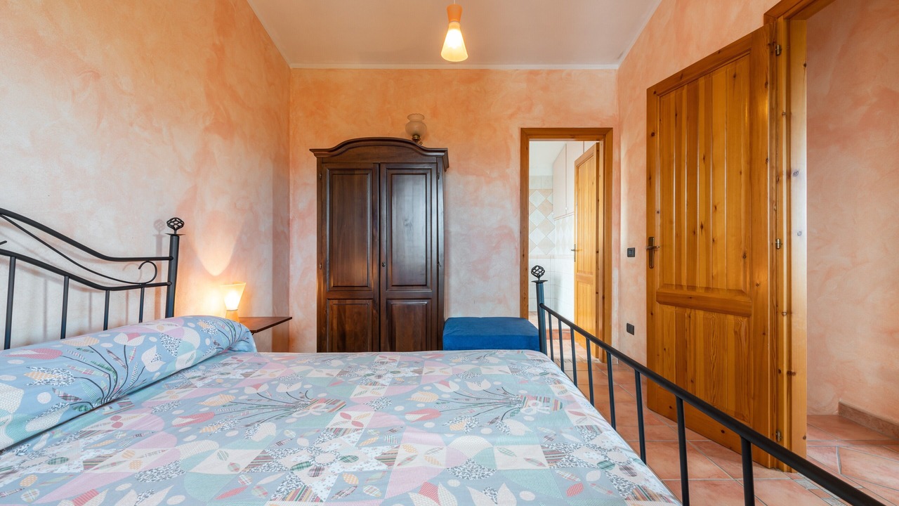 Photo of Bedroom in Calasetta