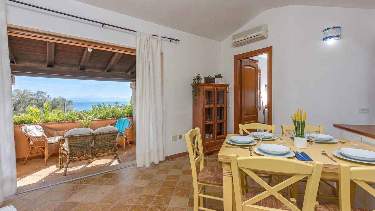 Photo of Bedroom in Baia Caddinas