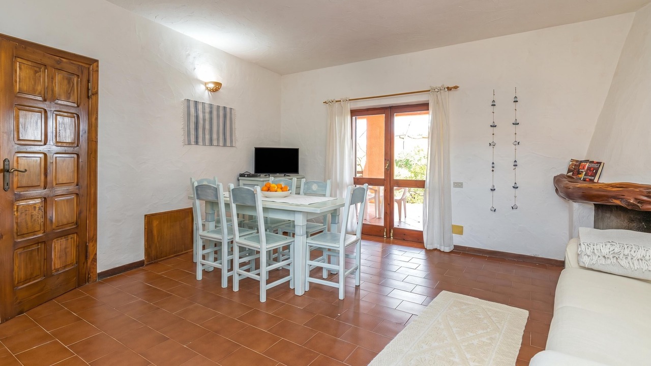 Photo of Bedroom in Baia Caddinas