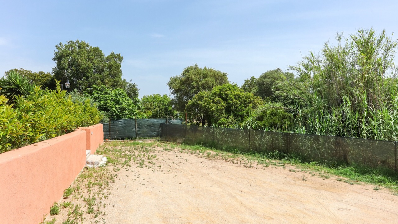 Photo of Outdoor in San Teodoro City Centre
