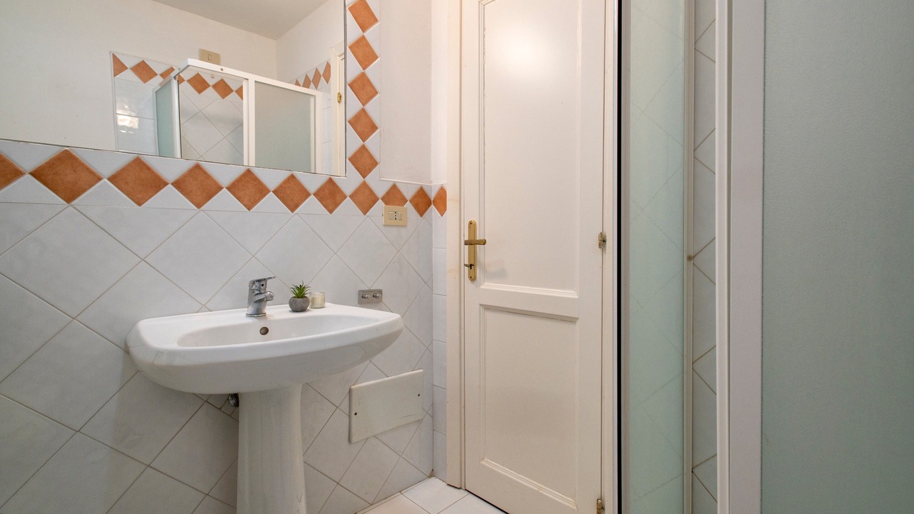 Photo of Bathroom in Stintino