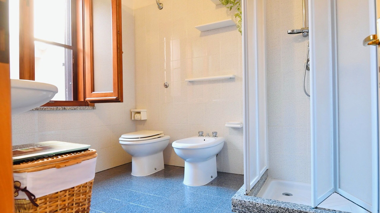 Photo of Bathroom in Funtana Meiga