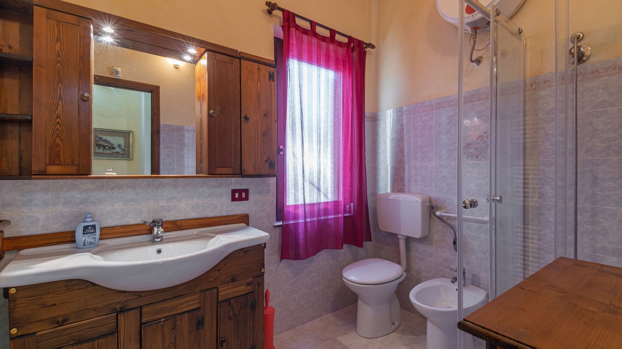 Photo of Bathroom in Villacidro