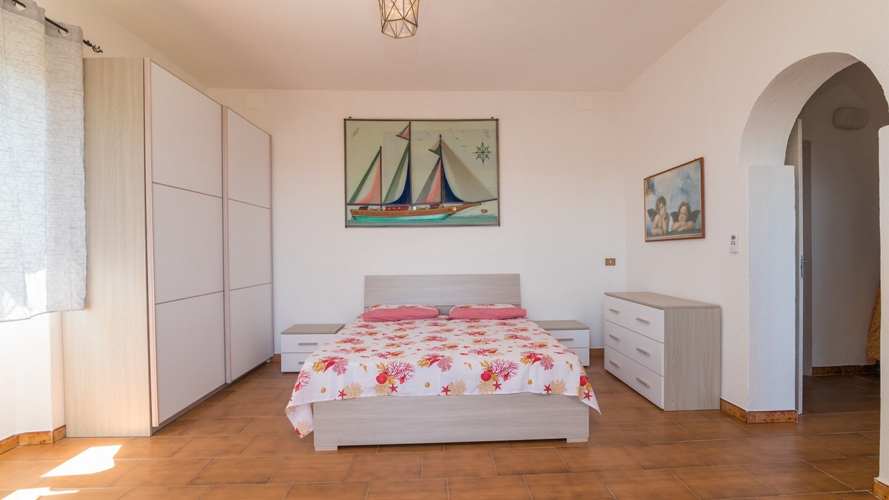Photo of Bedroom in La Maddalena