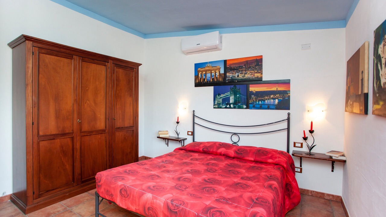 Photo of Bedroom in Orosei