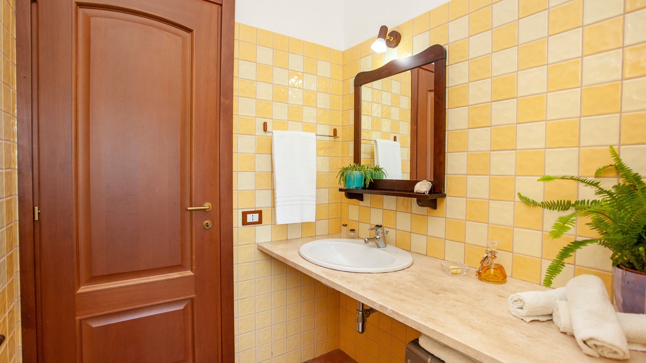 Photo of Bathroom in Orosei
