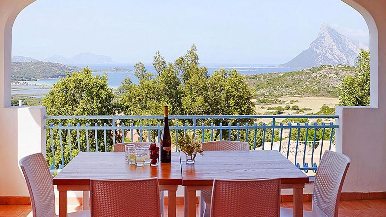 Photo of Patio Balcony in Monte Petrosu