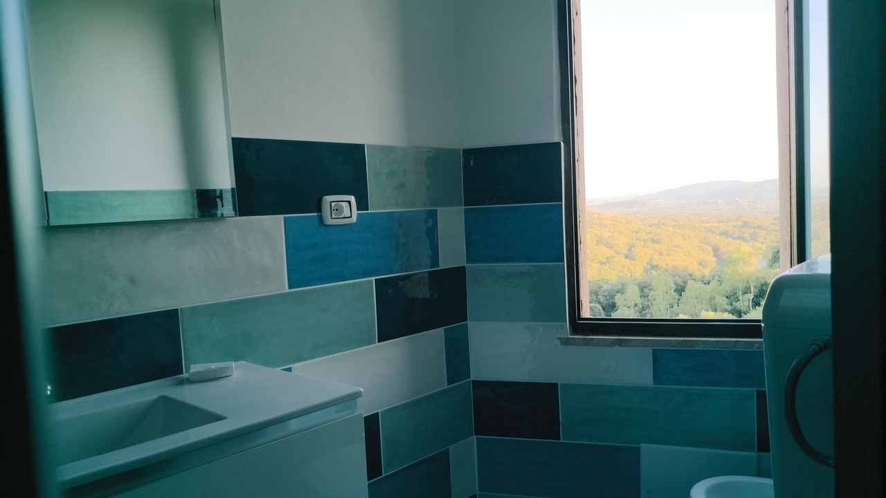 Photo of Bathroom in Triei