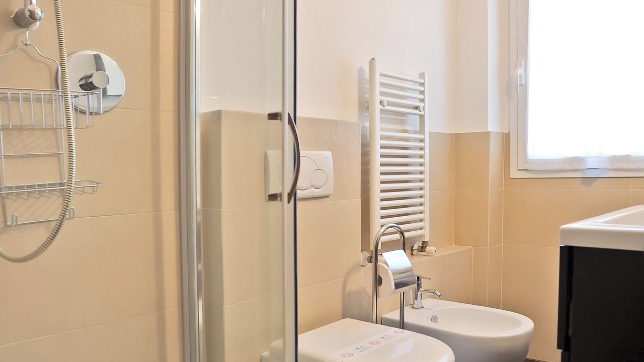 Photo of Bathroom in Marina Centro