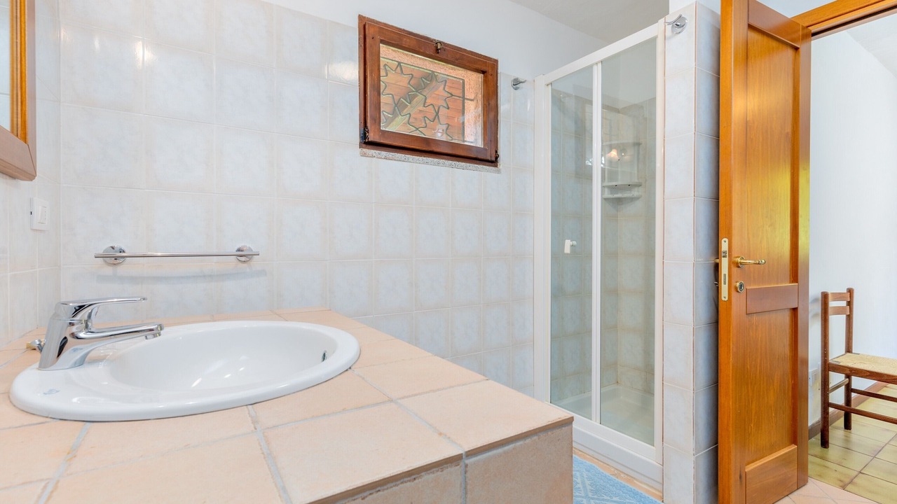 Photo of Bathroom in Baja Sardinia