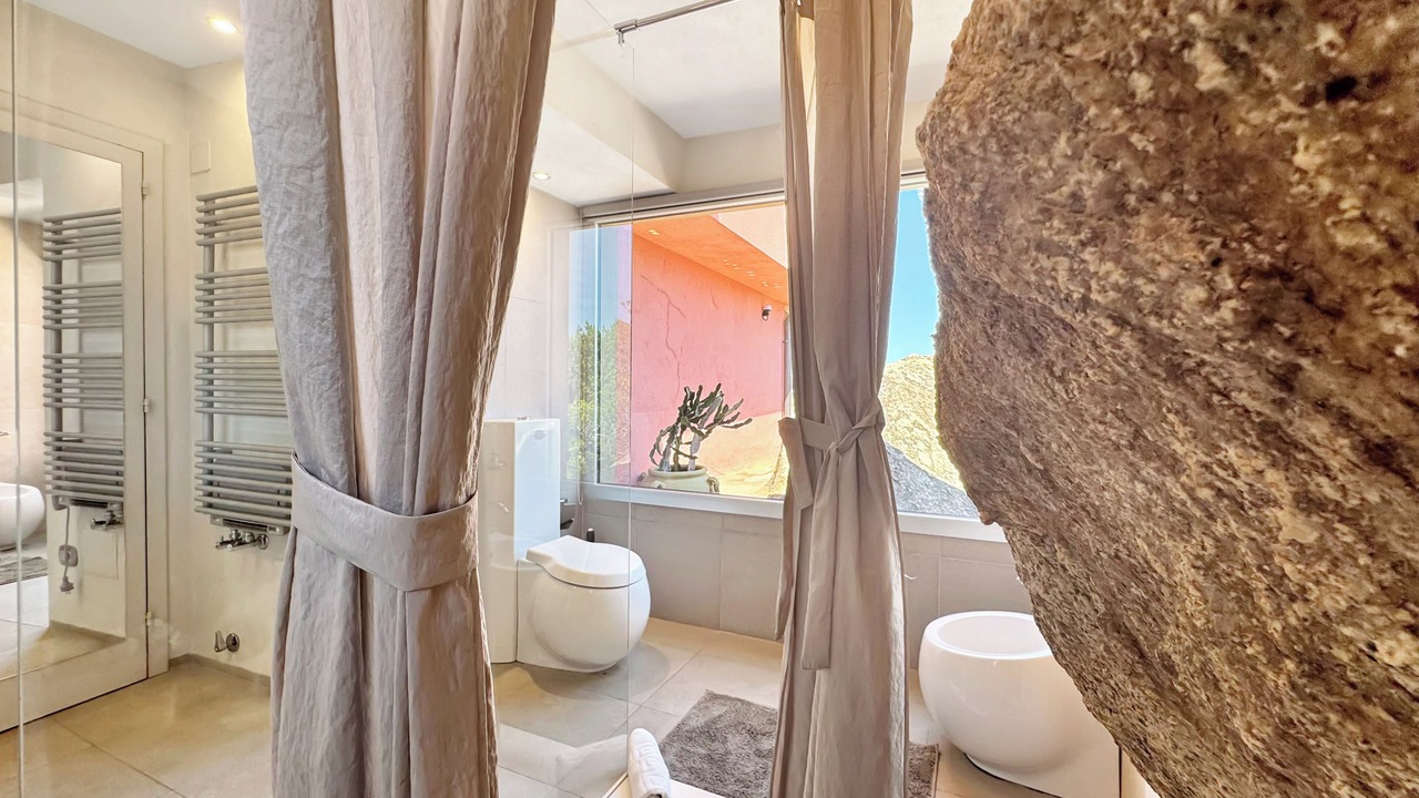 Photo of Bathroom in La Maddalena