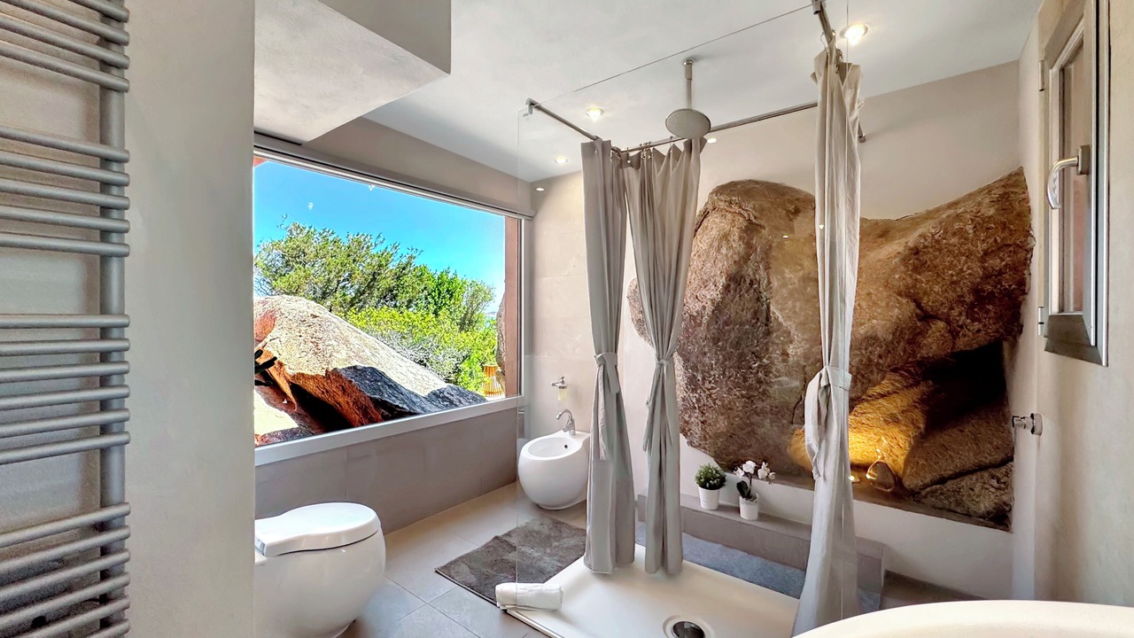 Photo of Bathroom in La Maddalena
