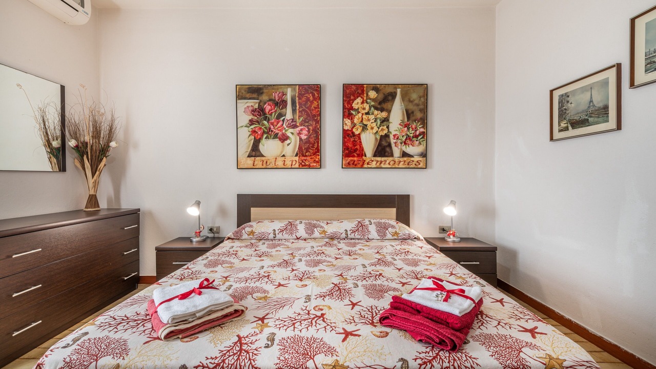 Photo of Bedroom in Sarroch