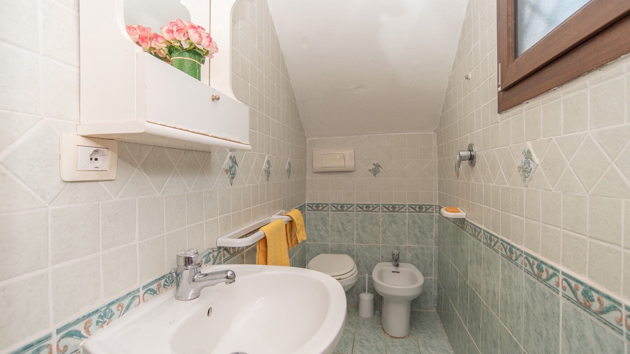 Photo of Bathroom in San Teodoro City Centre