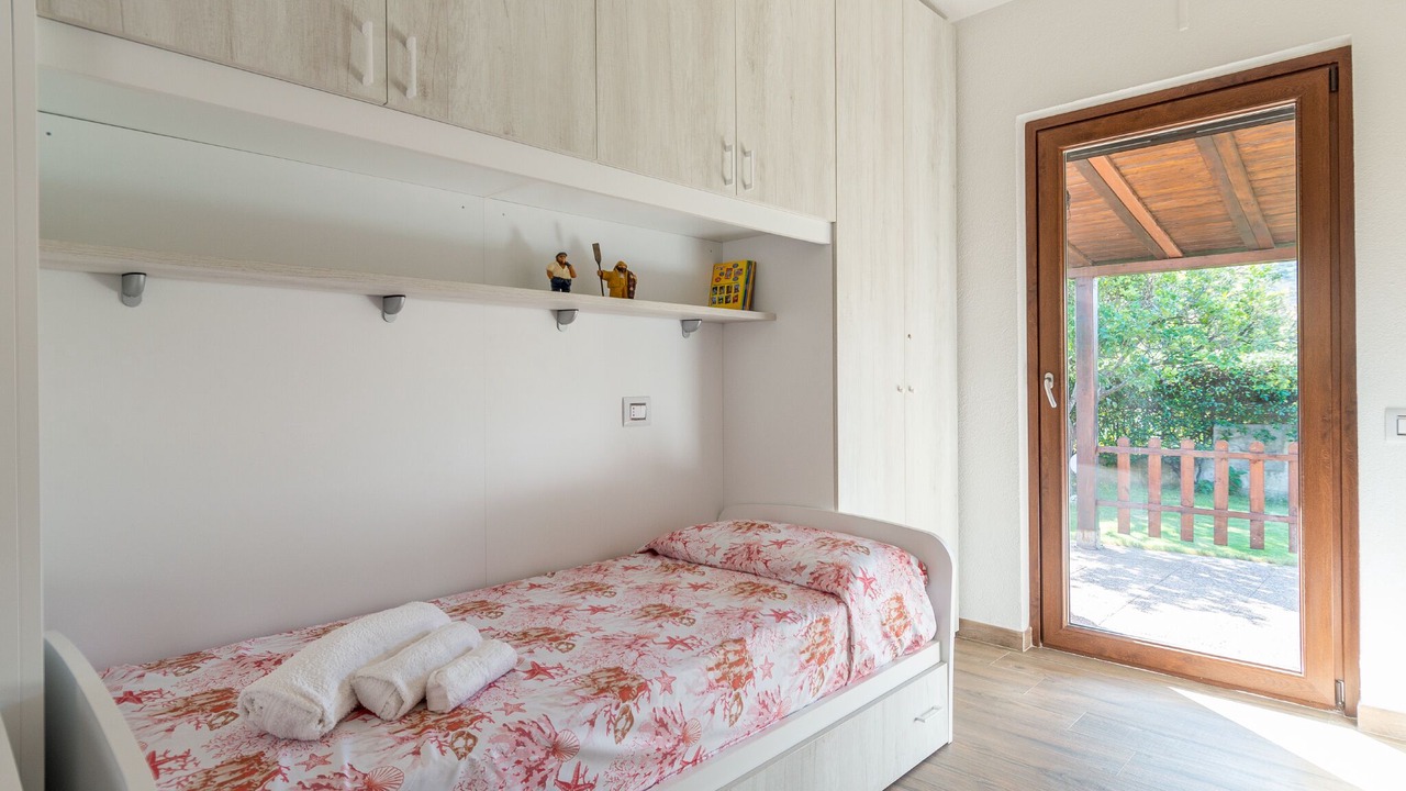 Photo of Bedroom in Geremeas