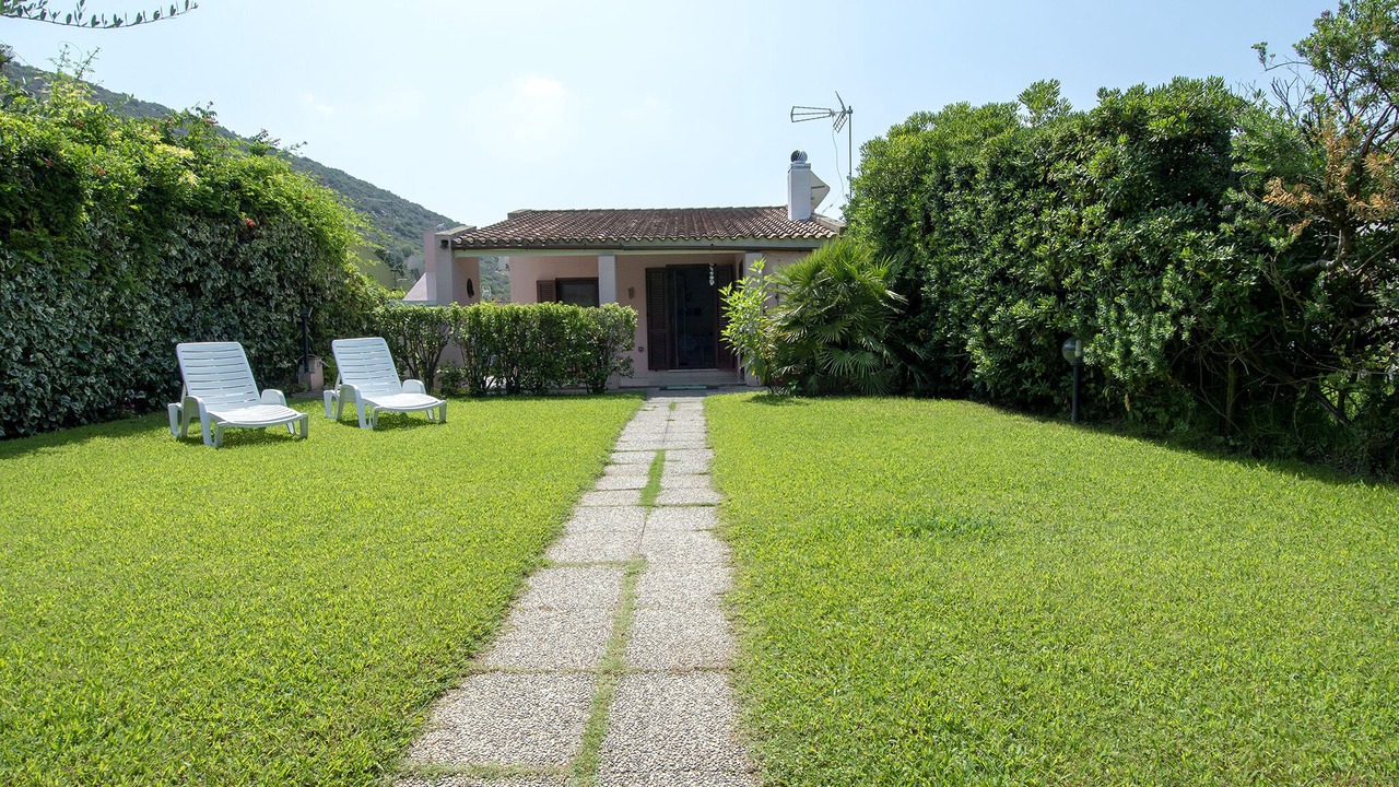Photo of Outdoor in Geremeas