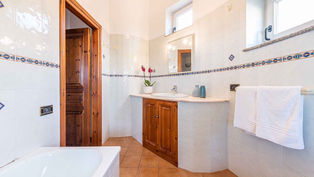Photo of Bathroom in Cala Gonone
