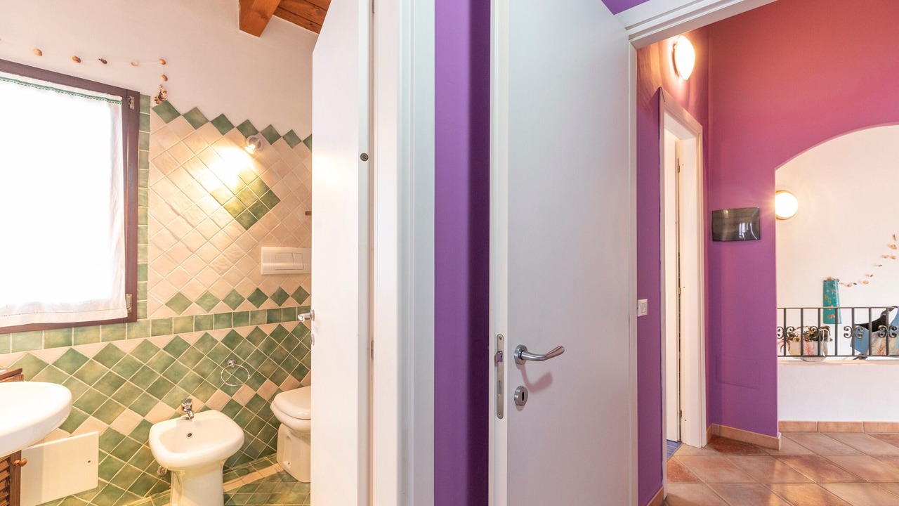Photo of Bathroom in Tergu