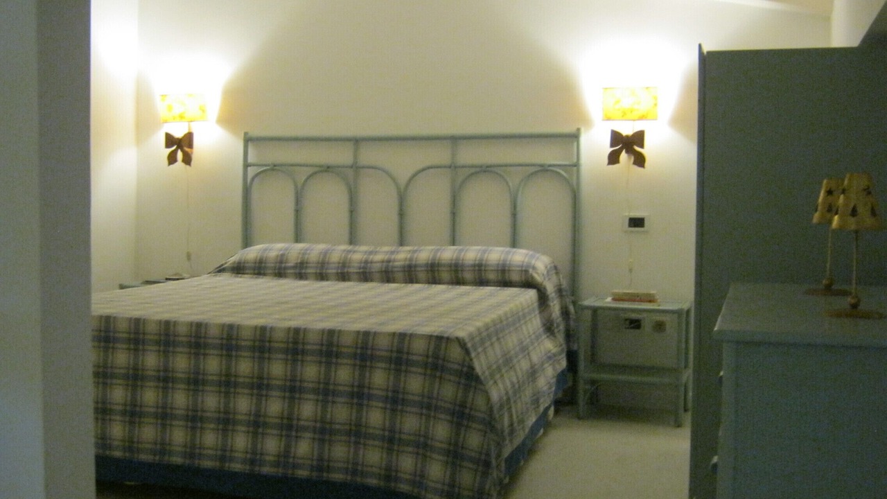 Photo of Bedroom in Historic Castle District