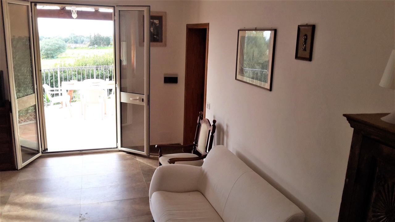 Photo of Livingroom in Badesi