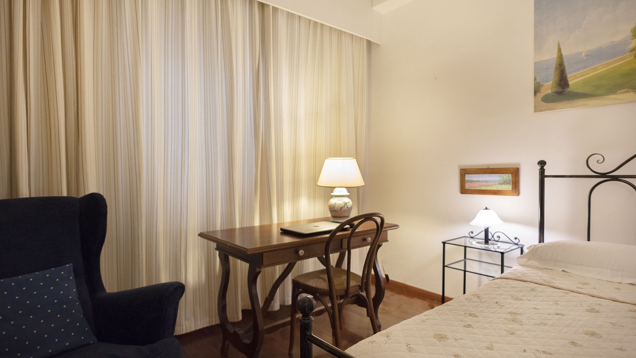 Photo of Bedroom in Chiaia