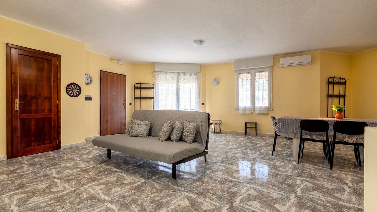 Photo of Livingroom in Nulvi