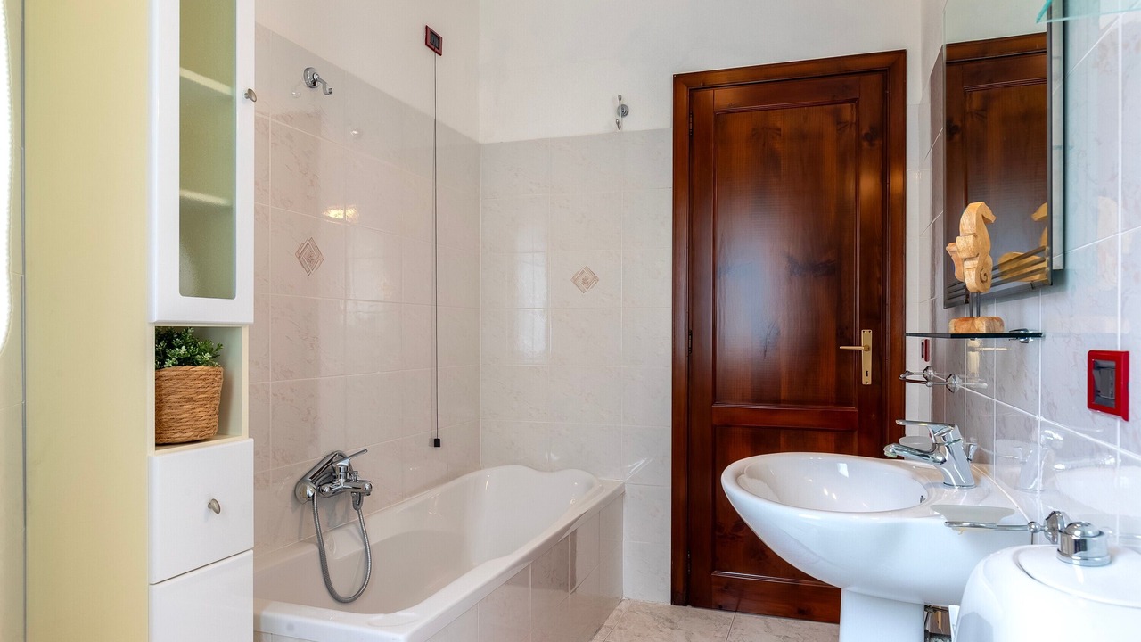 Photo of Bathroom in Nulvi
