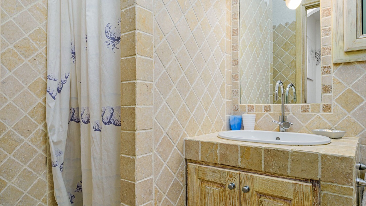 Photo of Bathroom in Baja Sardinia