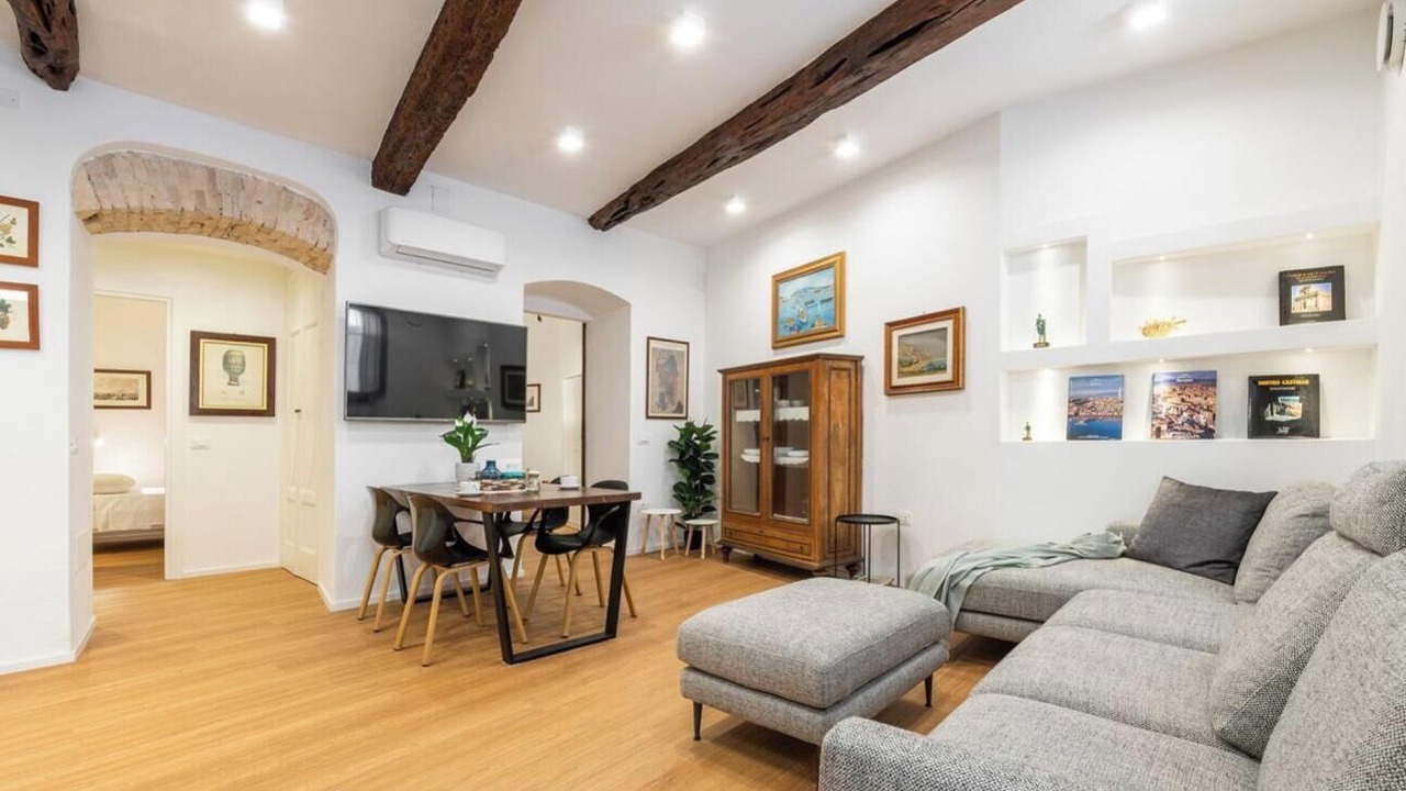 Photo of Livingroom in Historic Castle District