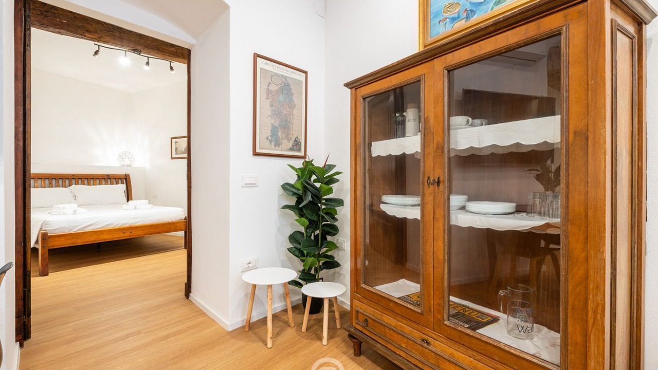 Photo of Bedroom in Historic Castle District