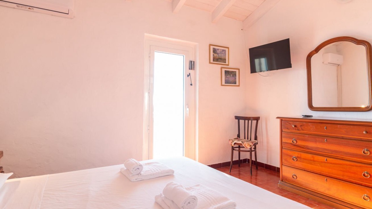 Photo of Bedroom in S'Archittu