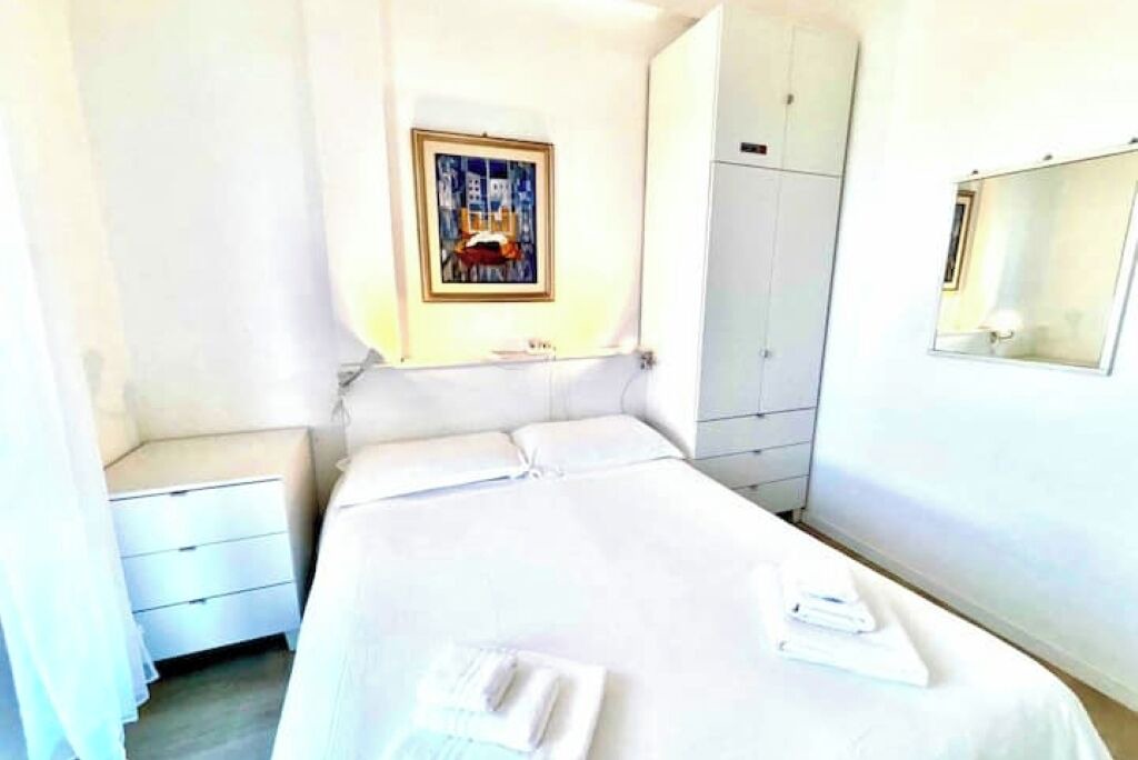 Photo of Bedroom in Poetto