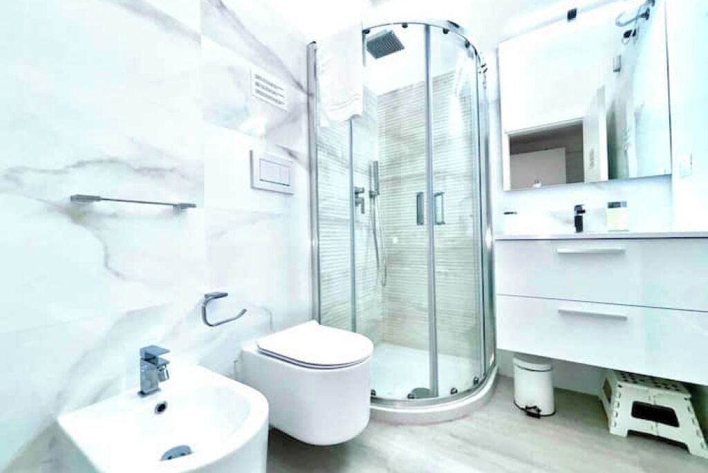 Photo of Bathroom in Poetto