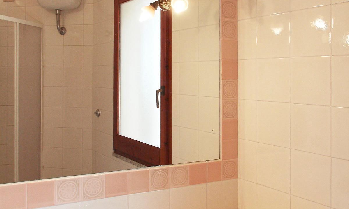 Photo of Bathroom in Campulongu