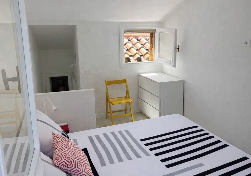 Photo of Bedroom in Campulongu
