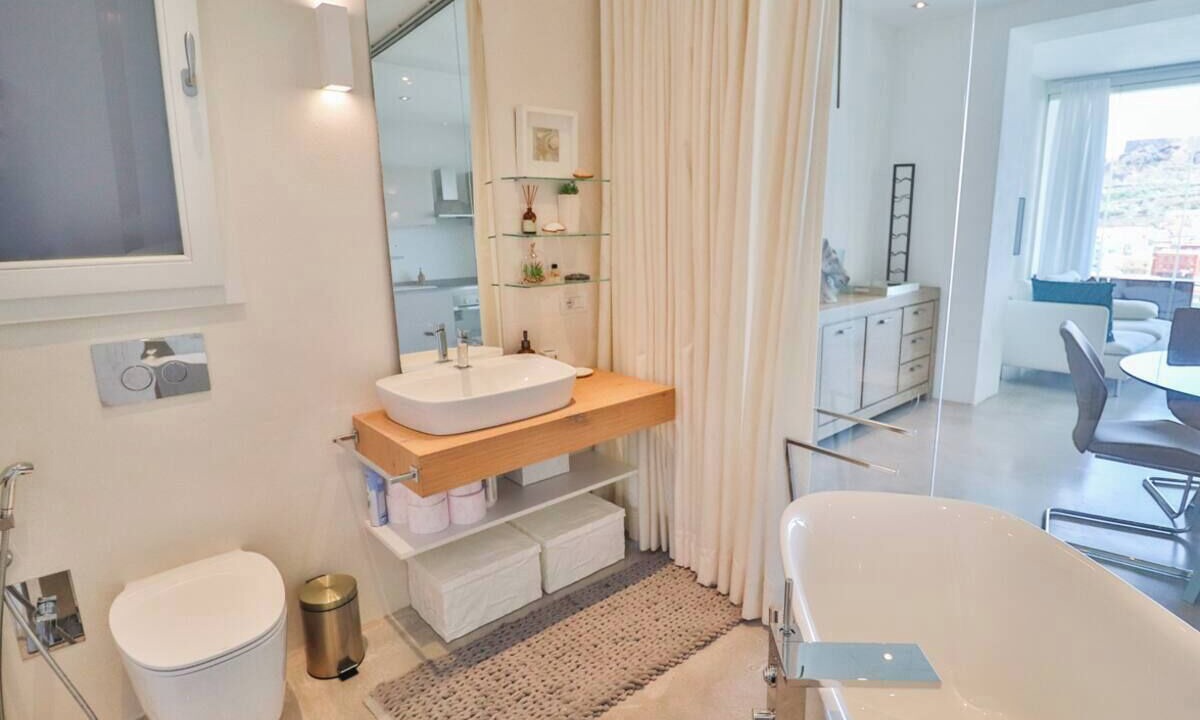 Photo of Bathroom in Castelsardo Historic Centre