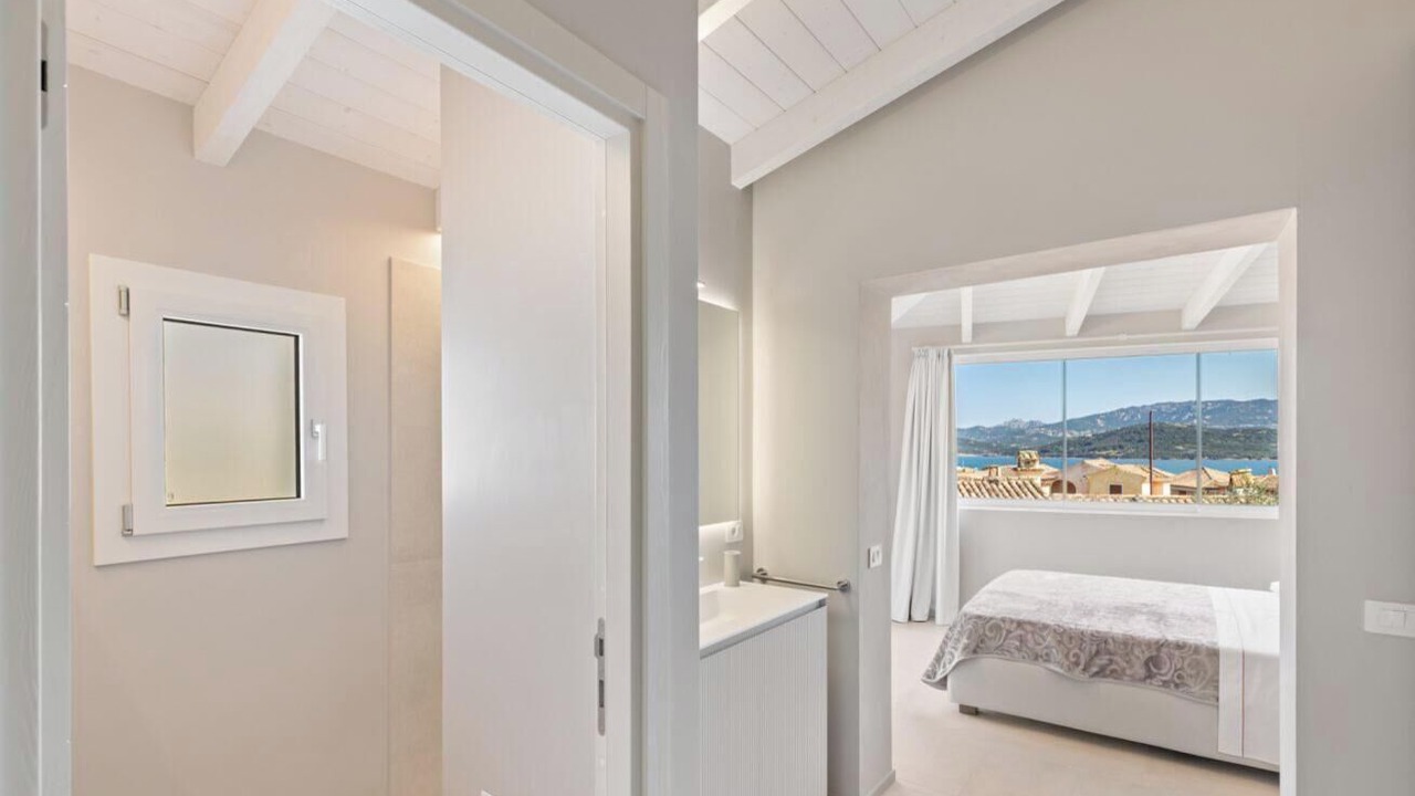 Photo of Bedroom in Cannigione